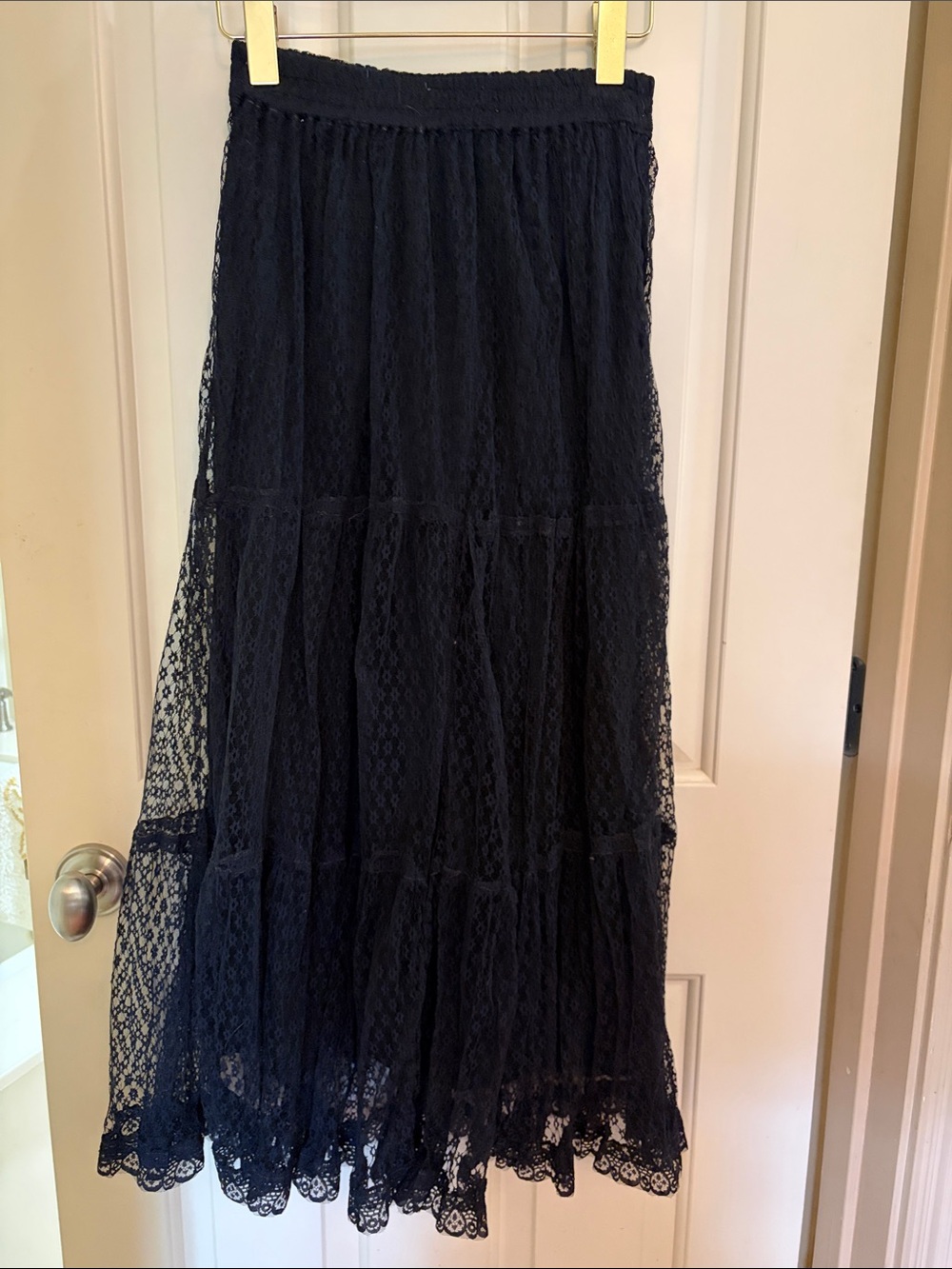 Lace Tiered Midi Skirt - Black